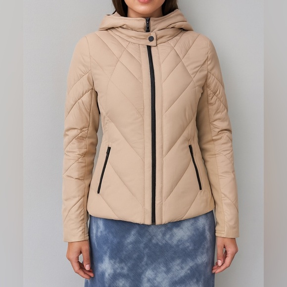 Bernardo Hooded Puffer Jacket Size Small - Picture 1 of 5